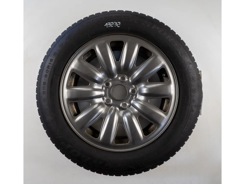 Škoda Octavia 16" Originální zimní sada | Novinka