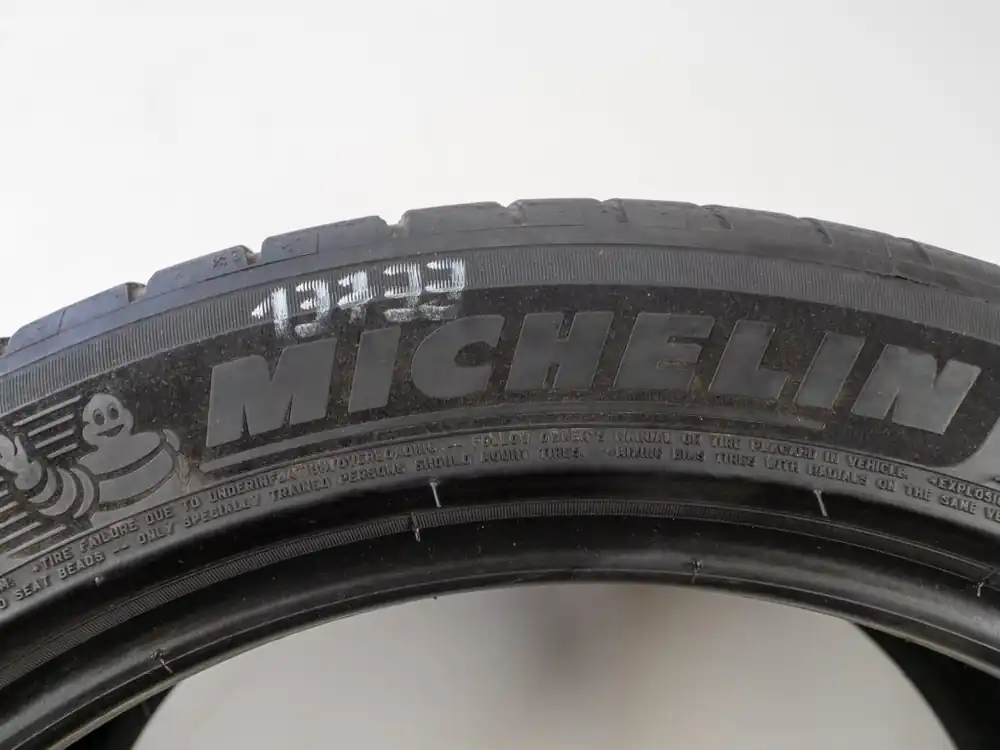 Letní Michelin 245/45R19 - 4ks - vzorek cca 5,7 mm - Lze objednat