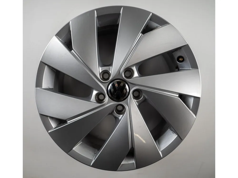 Volkswagen Golf 17" Originální alu kola - Objednat nyní