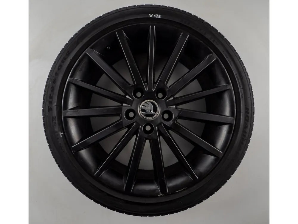 Škoda Octavia, Superb 18" Originální letní sada | Bezpečný nákup