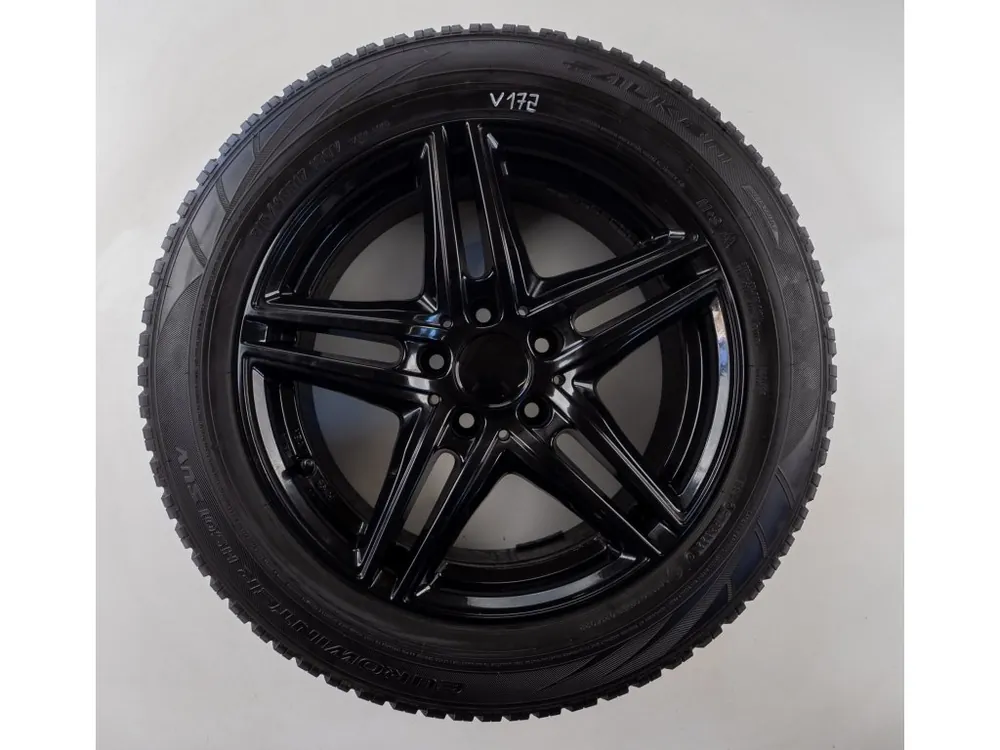 Snadné vrácení - Mercedes GLA 17" zimní sada