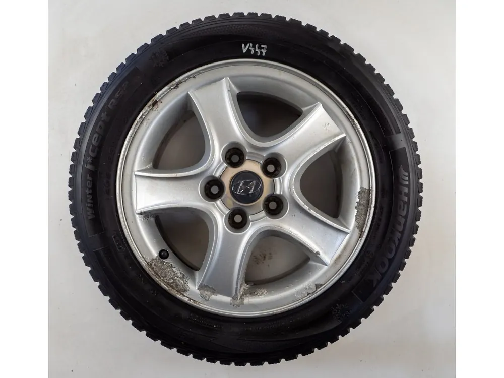 Omezené zásoby | Hyundai i30 16" Originální zimní sada