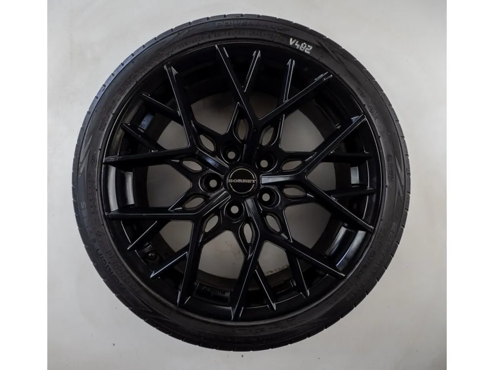 Volkswagen, Škoda Golf, Superb 18" letní sada | Prémiová kvalita
