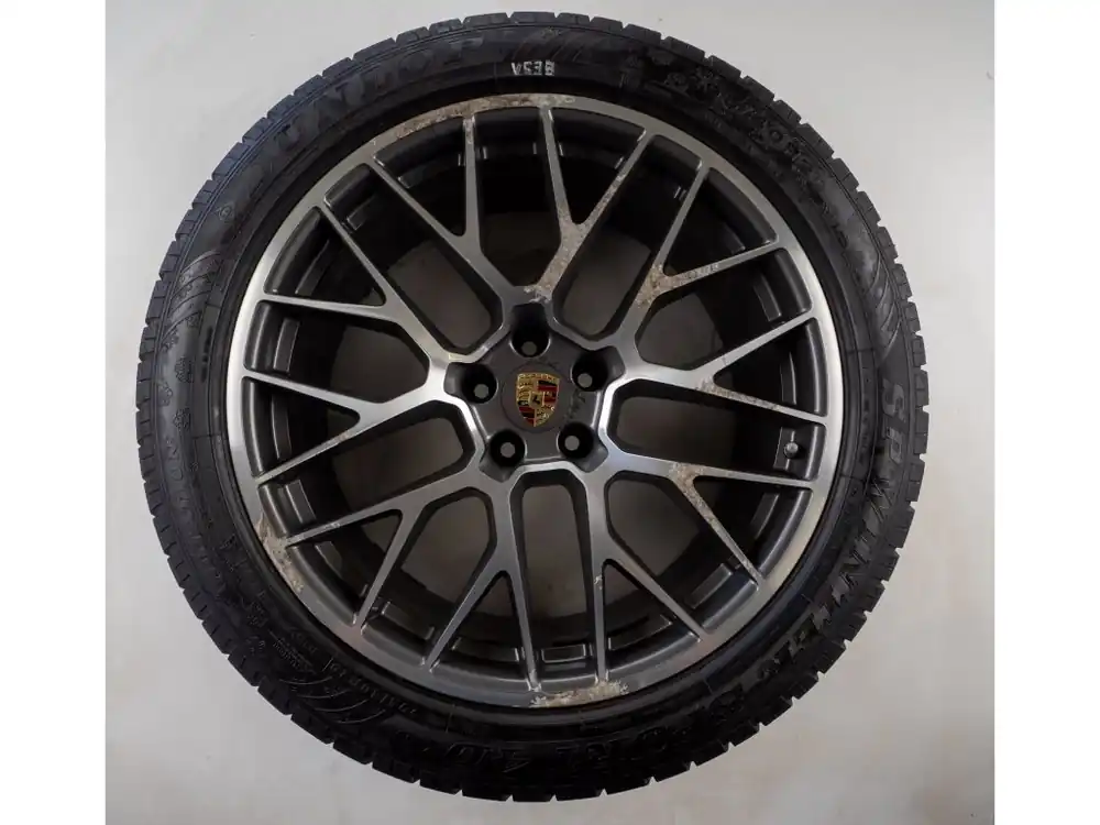 Nově v sortimentu | Porsche Macan 20" Originální zimní sada