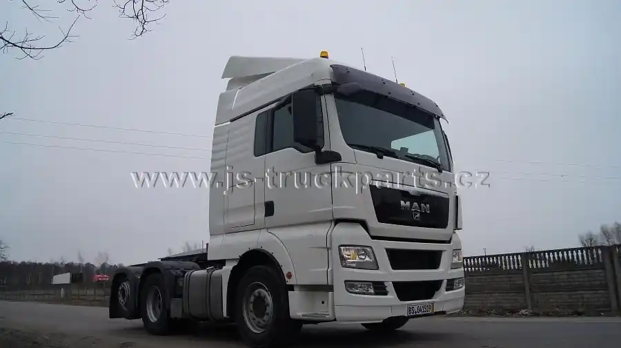 Objednejte nyní | Sada spoilerů MAN TGX - střední kabina