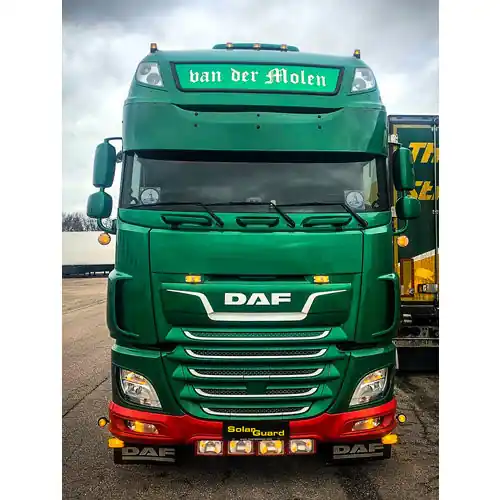 Zbývá pár kusů | Sluneční clona pro vozidla DAF XF 106 Superspace XXL