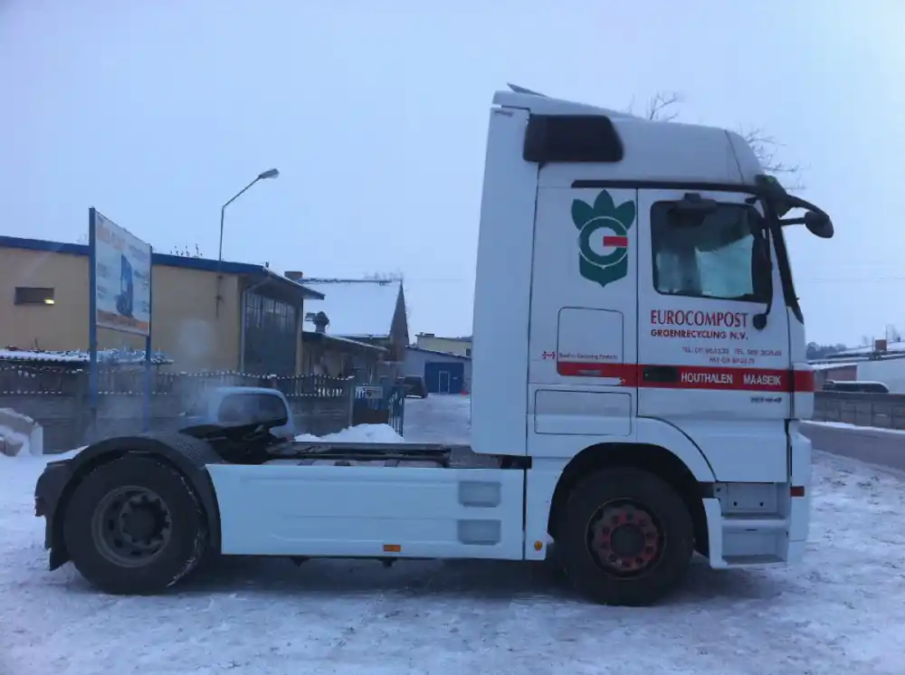 MEZINÁPRAVOVÉ SPOILERY MERCEDES ACTROS - Cenový hit