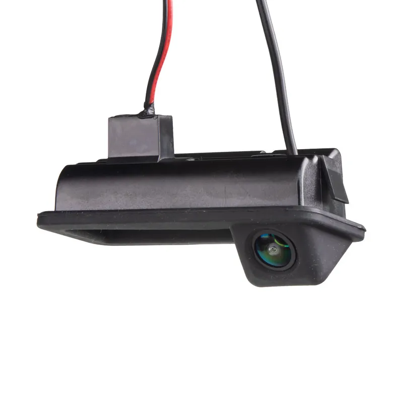 Velmi oblíbený produkt | Kamera AHD/CVBS do vozu Ford Mondeo 2011-, Focus 2011-, Freelander 2 v madle kufru c-FO06AHD
