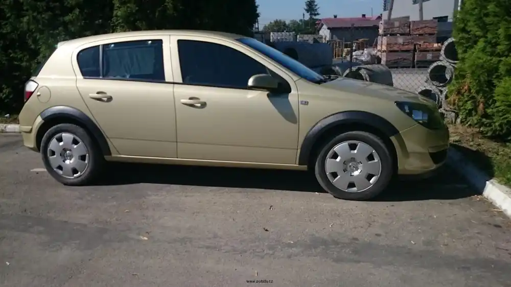 Snadné vrácení - Plastové lemy blatníku Opel Astra H Combi 2004-2014
