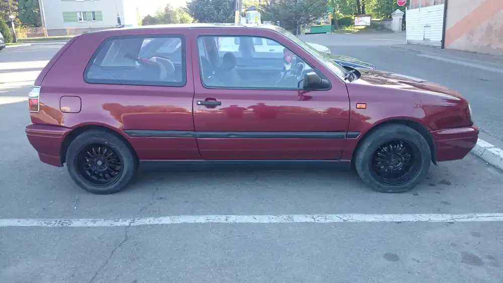 Oblíbený produkt | Plastové prahy VW Golf III - 3dveř