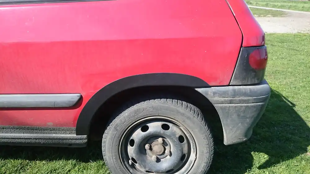 Lze objednat - Lemy blatníku Renault Clio I 5dveř 1990-1998