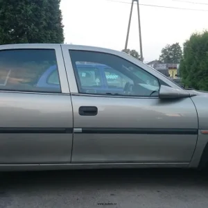 Plastové lemy zadní Opel Vectra B 1995-2002 - Pospěšte si