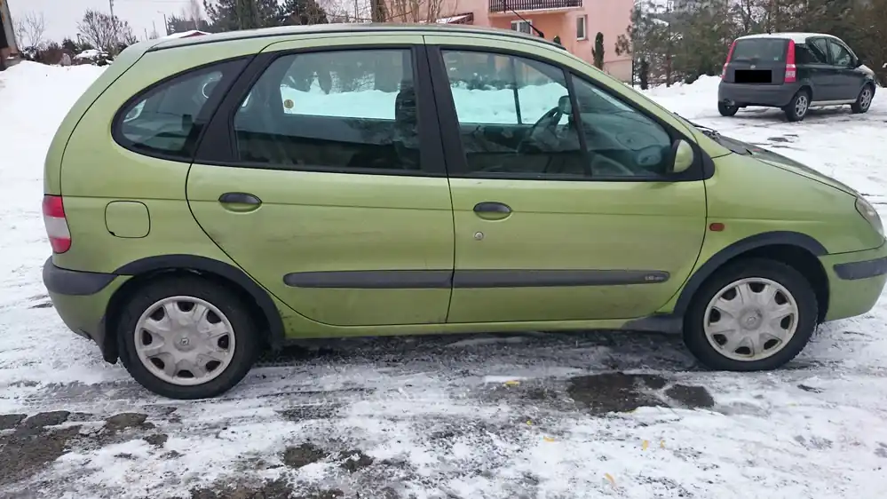 Výhodná cena | Zadní plastové lemy blatníku Renault Scenic 1996-2003
