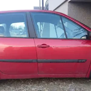 Plastové lemy blatníku Renault Scenic II 2003-2008 - Tovární cena