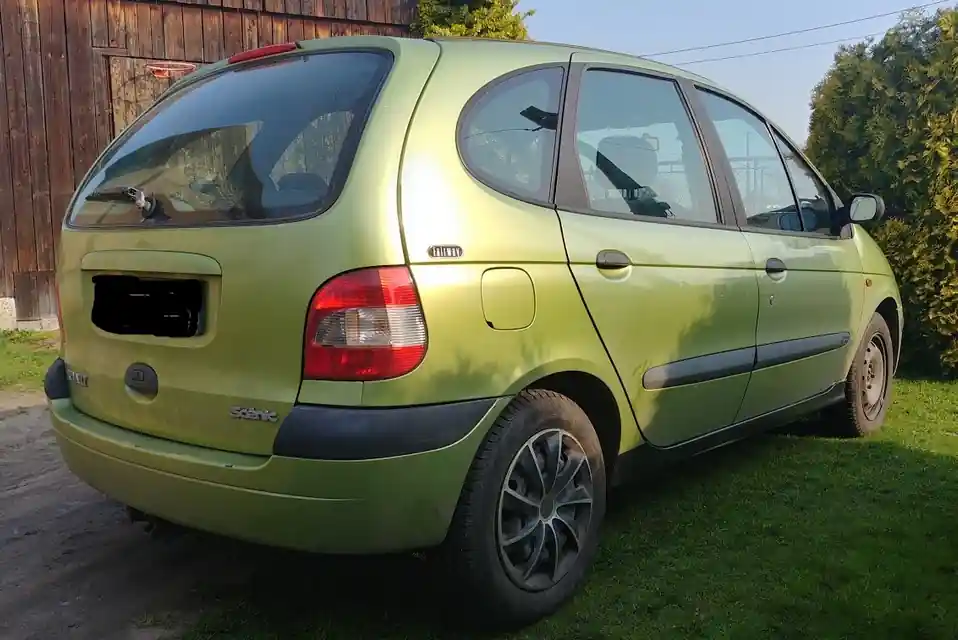 Do vyčerpání zásob - Plastové prahy Renault Scénic I 1996-2003